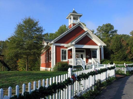Whitestone Country Inn Kingston Exterior photo