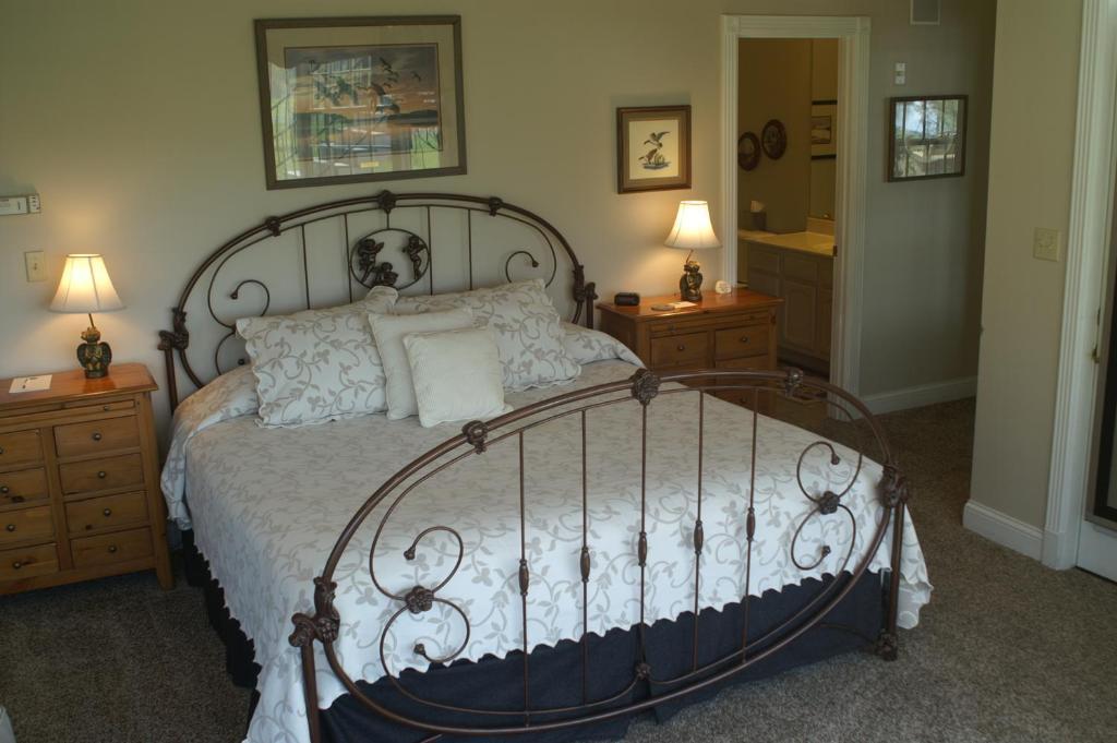 Whitestone Country Inn Kingston Room photo